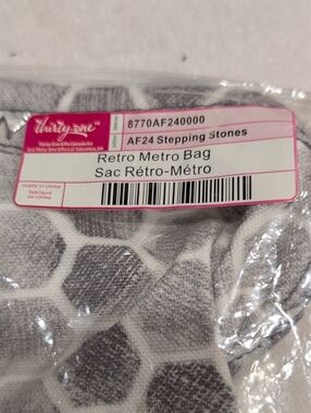 thirty-one Retro Metro Crossbody Bag in Gray Stepping Stones